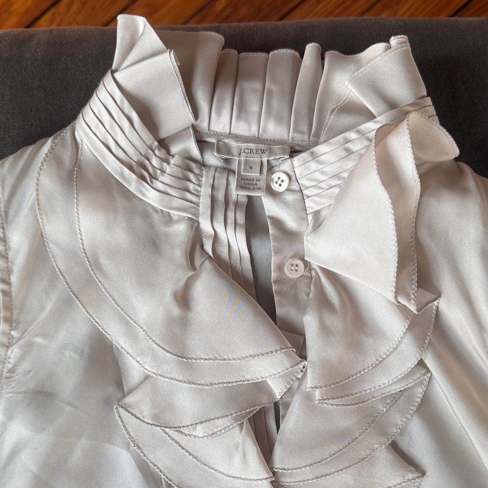 J. Crew Women's Ruffled Silk Sleeveless Blouse. Size 4